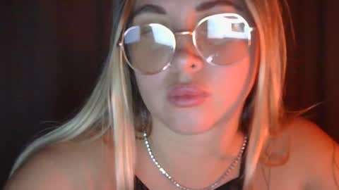 Snapshot of midnight_lace1 chatting on 07-16-26, 06:03 Midnight lace1 online show from 07-16-26, 06:03