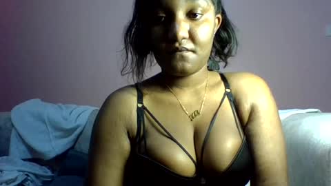 Snapshot of midnight_sexy chatting on 06-29-26, 04:51 midnight_sexy online show from 06-29-26, 04:51