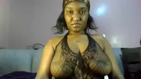 Snapshot of midnight_sexy chatting on 07-14-26, 11:21 midnight_sexy online show from 07-14-26, 11:21