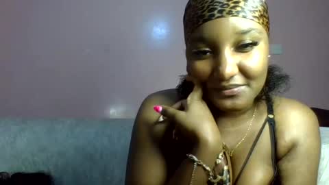 Snapshot of midnight_sexy chatting on 07-28-26, 07:39 midnight_sexy online show from 07-28-26, 07:39