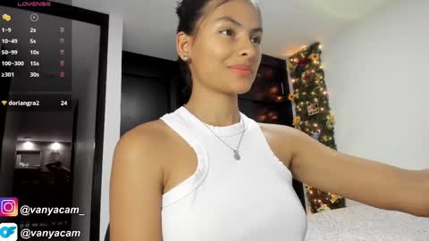 Snapshot of midnight_vk chatting on 10-01-25, 03:23 VanyaKlaus online show from 10-01-25, 03:23