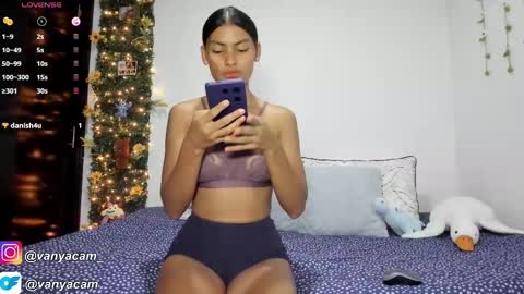 Snapshot of midnight_vk chatting on 10-08-25, 03:48 VanyaKlaus online show from 10-08-25, 03:48