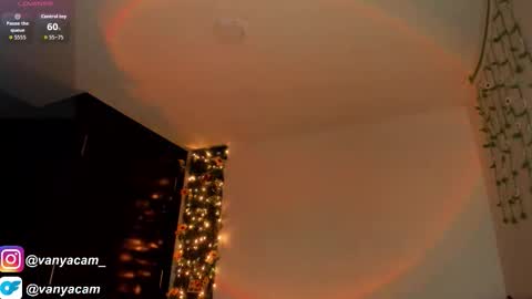 Snapshot of midnight_vk chatting on 12-20-25, 11:12 VanyaKlaus online show from 12-20-25, 11:12