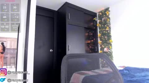 Snapshot of midnight_vk chatting on 01-06-26, 07:39 VanyaKlaus online show from 01-06-26, 07:39