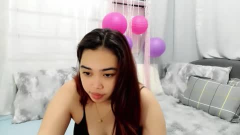 Snapshot of midnightbunny_ chatting on 10-07-25, 01:41 Bunny 3 online show from 10-07-25, 01:41