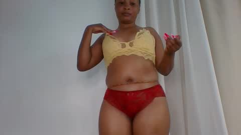 midnightcharm1 online show from 11-26-25, 06:53