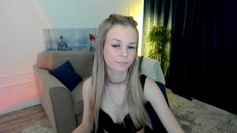 midnighteaura online show from 05-20-26, 11:27