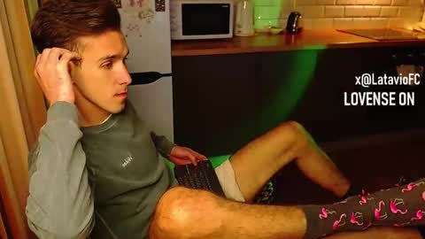 Snapshot of midnighter__ chatting on 09-29-25, 03:33 Alexey or just Alex online show from 09-29-25, 03:33