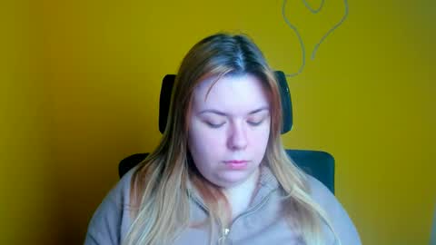 Mariana online show from 03-18-26, 06:27