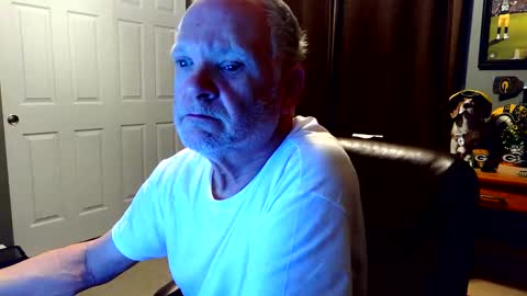 midwestdad09 online show from 11-27-25, 09:33