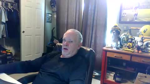 midwestdad09 online show from 05-09-26, 05:29