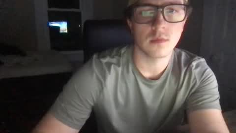 Snapshot of midwesthunky chatting on 03-11-26, 12:38 midwesthunky online show from 03-11-26, 12:38