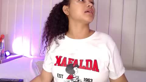 Snapshot of miel_alisha chatting on 01-11-26, 12:32 miel online show from 01-11-26, 12:32