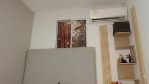 Snapshot of miel_alisha chatting on 04-07-26, 12:27 miel online show from 04-07-26, 12:27