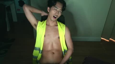 CLover online show from 04-23-26, 06:32