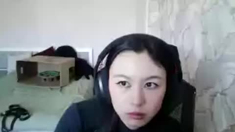 Bella online show from 07-16-26, 05:57