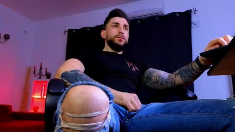 MightyAaron online show from 03-03-26, 04:40