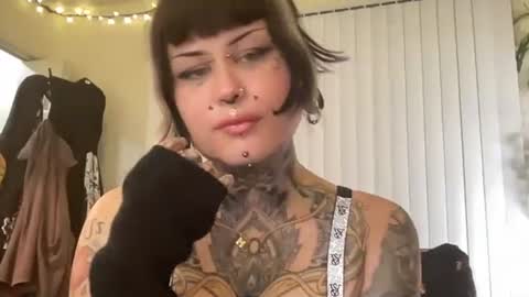 Medli online show from 09-26-25, 05:00