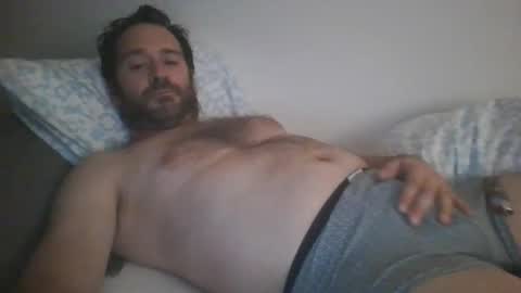 Snapshot of mignon54 chatting on 05-19-26, 10:27 mignon54 online show from 05-19-26, 10:27