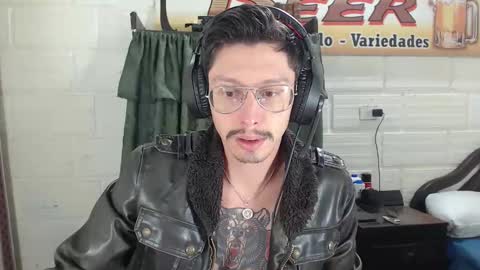 Snapshot of miguel__98 chatting on 04-17-26, 06:38 Miguel Independent Model online show from 04-17-26, 06:38