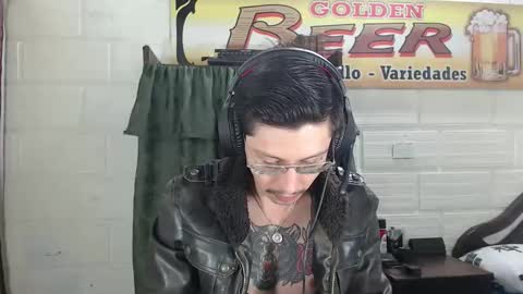 Snapshot of miguel__98 chatting on 04-26-26, 12:14 Miguel Independent Model online show from 04-26-26, 12:14