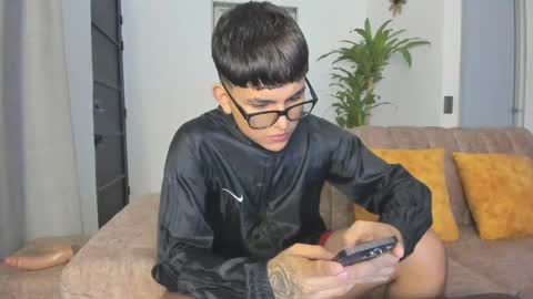 Snapshot of miguel_turqueza chatting on 05-30-26, 08:00 miguel_turqueza online show from 05-30-26, 08:00