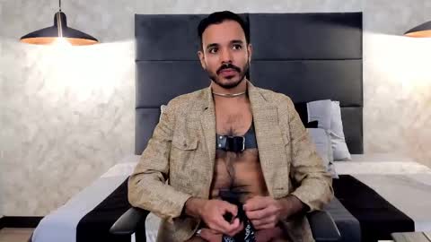 miguelsanfrancisco online show from 11-17-25, 03:07