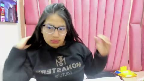 Snapshot of miha_smith chatting on 01-08-26, 03:31 Miha online show from 01-08-26, 03:31