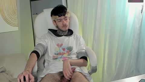 MIHAIL LEROY finally independent model online show from 12-17-24, 08:32