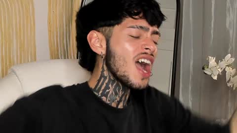 MIHAIL LEROY finally independent model online show from 02-04-25, 02:49