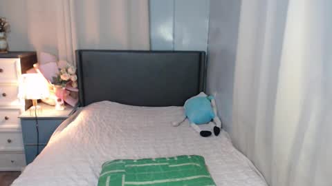 Miho online show from 01-18-26, 08:56