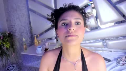 MIA 3 online show from 01-04-25, 09:32