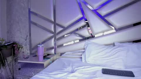 MIA 3 online show from 02-28-25, 03:15