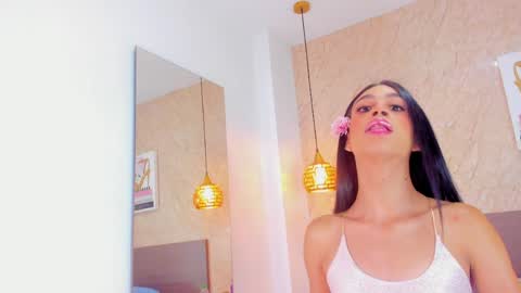 Miia online show from 04-08-26, 12:05