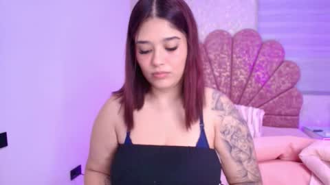 Snapshot of miia_01_ chatting on 11-23-25, 11:54 Mia online show from 11-23-25, 11:54