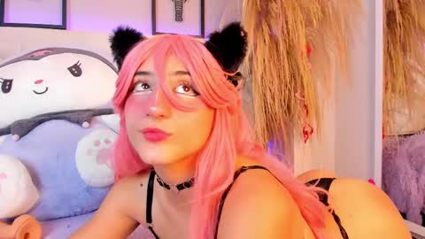 Snapshot of miia__baker chatting on 02-16-25, 12:54 online show from 02-16-25, 12:54