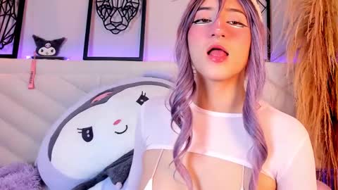 Snapshot of miia__baker chatting on 02-22-25, 12:08 online show from 02-22-25, 12:08