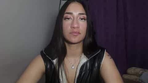 Snapshot of miia__strog chatting on 09-26-25, 07:51 Mmia strog online show from 09-26-25, 07:51