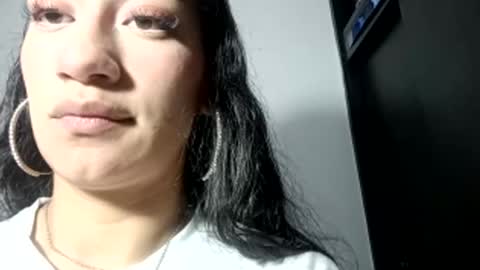 Snapshot of miia__strog chatting on 10-12-25, 03:33 Mmia strog online show from 10-12-25, 03:33