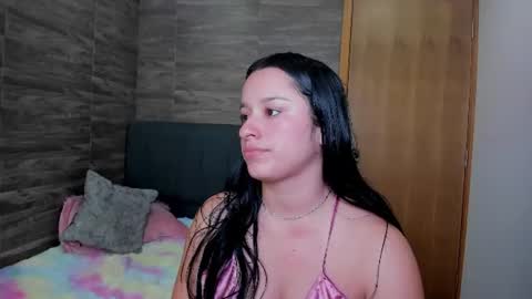 Snapshot of miia_belll chatting on 07-07-26, 02:25 Mia online show from 07-07-26, 02:25