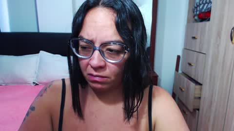 Snapshot of miia_big1boobs chatting on 12-05-24, 09:39 miia big1boobs online show from 12-05-24, 09:39