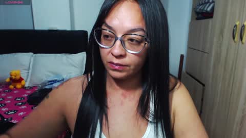 Snapshot of miia_big1boobs chatting on 01-12-25, 01:53 miia big1boobs online show from 01-12-25, 01:53