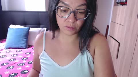 Snapshot of miia_big1boobs chatting on 01-27-25, 06:52 miia big1boobs online show from 01-27-25, 06:52