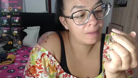 Snapshot of miia_big1boobs chatting on 02-18-25, 08:03 miia big1boobs online show from 02-18-25, 08:03