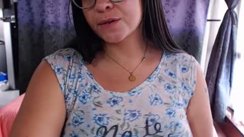 Snapshot of miia_big1boobs chatting on 11-25-25, 07:36 miia big1boobs online show from 11-25-25, 07:36