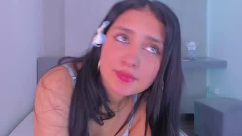 Snapshot of miia_blaze chatting on 10-23-25, 06:28 Mia online show from 10-23-25, 06:28