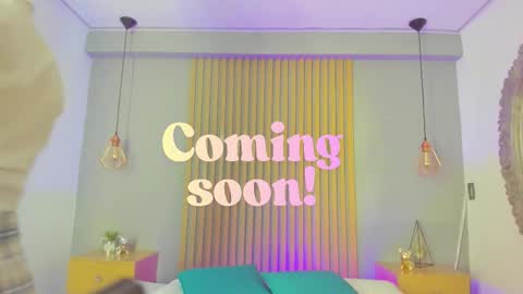 Mia online show from 03-24-26, 12:43