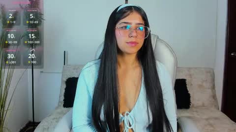 Snapshot of miia_bx chatting on 04-10-26, 01:05 miia_bx online show from 04-10-26, 01:05