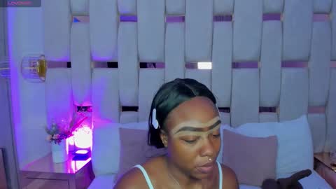 Miia Schwarz  online show from 02-19-26, 09:00