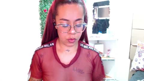 Snapshot of miia_spencer_ chatting on 12-05-24, 06:21 miia online show from 12-05-24, 06:21